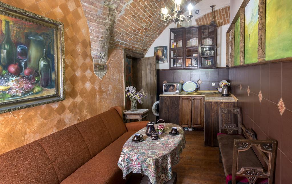 Art & House Apartment Lviv Luaran gambar
